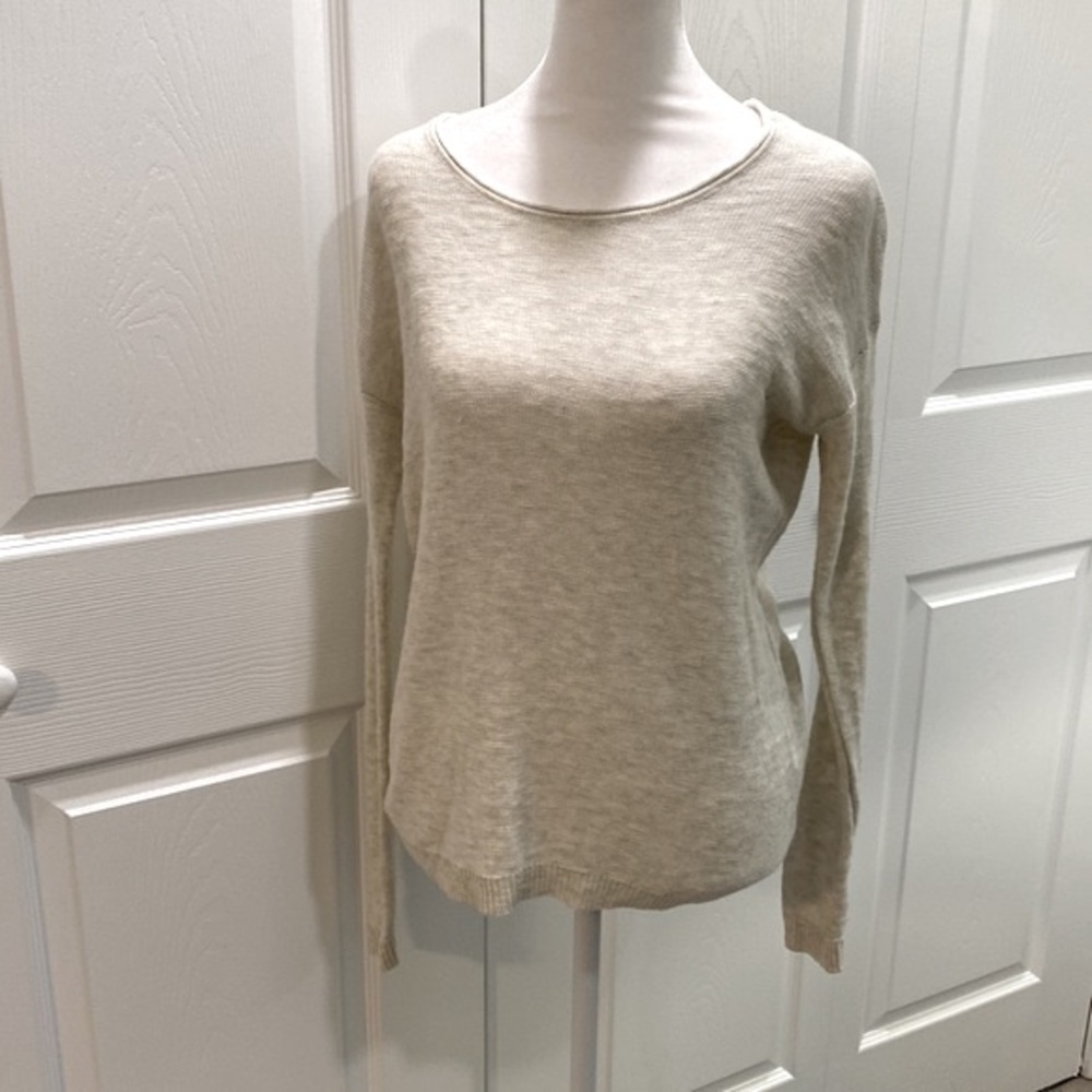 GAP Cream Long Sleeve Top